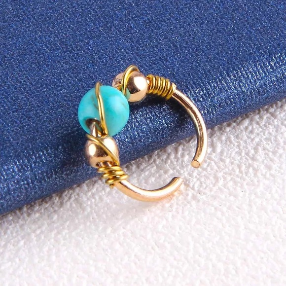 🌺 Absolutely stunning Bohemian Green Bead Nose Round Hoop Piercing ring - Picture 9 of 15